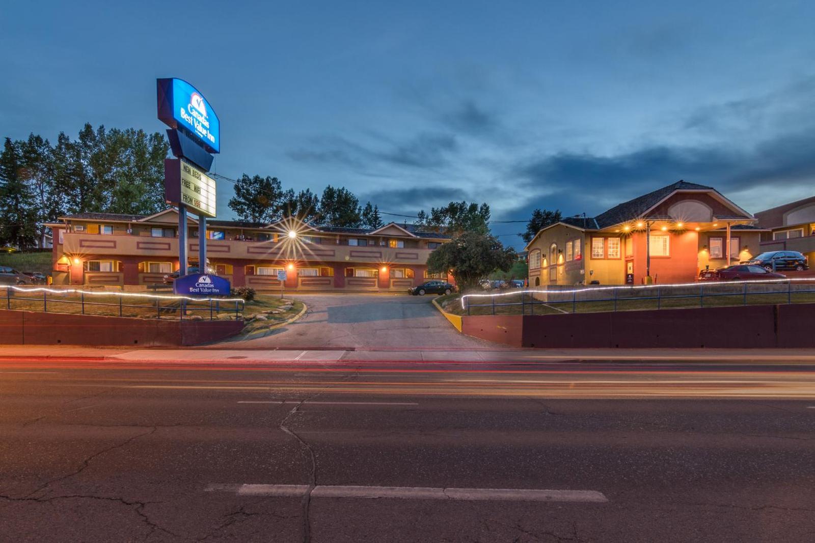 Canadas Best Value Inn Calgary Chinook Station